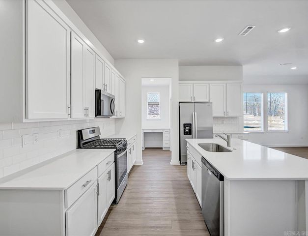 623 Riley Lane, Maumelle, AR 72113