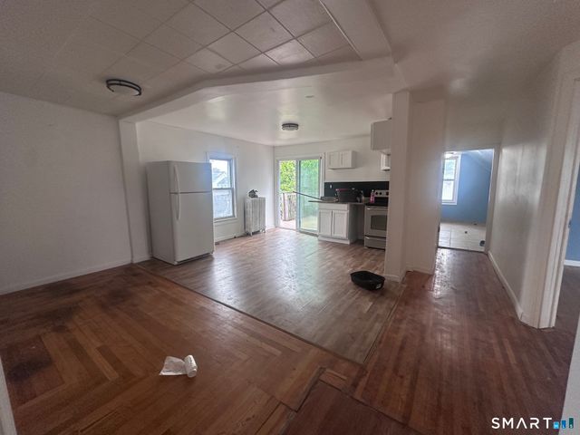 94-96 Burnside Avenue, East Hartford, CT 06108