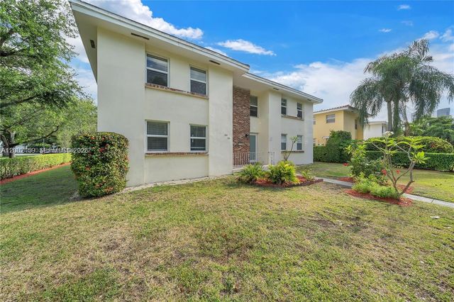 247 Bird Rd -, Coral Gables, FL 33146
