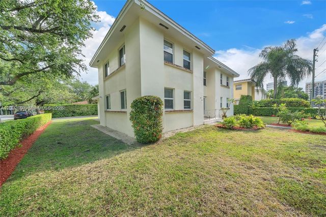247 Bird Rd -, Coral Gables, FL 33146