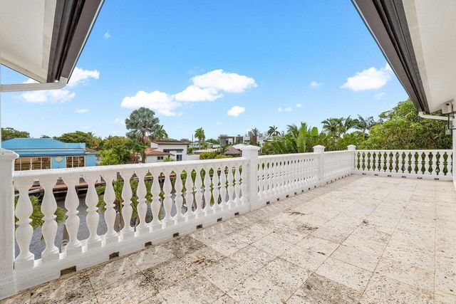 1366 SW 4th Court, Boca Raton, FL 33432