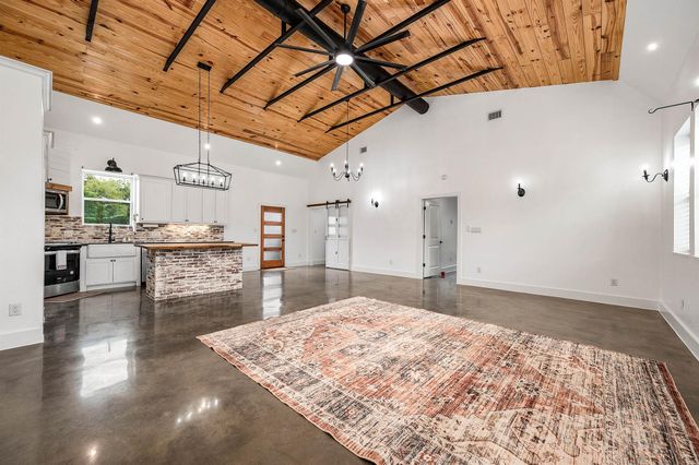 14215 3rd Street, Santa Fe, TX 77517