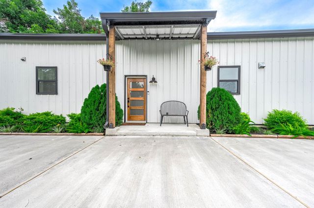 14215 3rd Street, Santa Fe, TX 77517