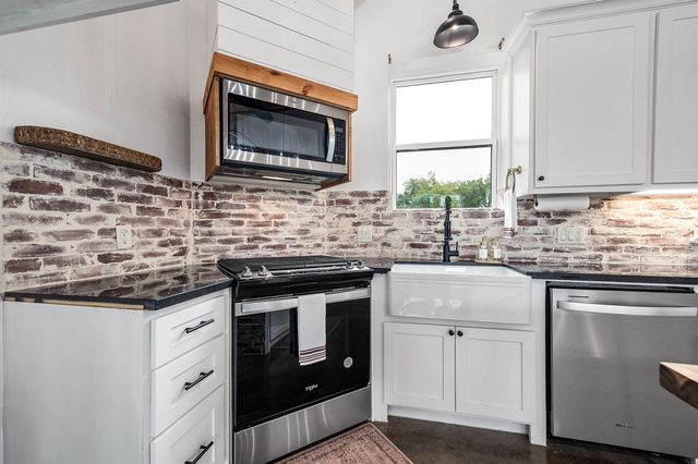 14215 3rd Street, Santa Fe, TX 77517