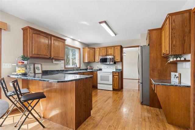 4105 Majestic Court NE, Cedar Rapids, IA 52411