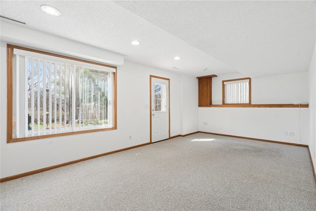 4105 Majestic Court NE, Cedar Rapids, IA 52411