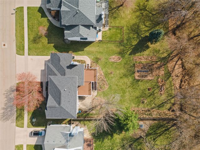 4105 Majestic Court NE, Cedar Rapids, IA 52411