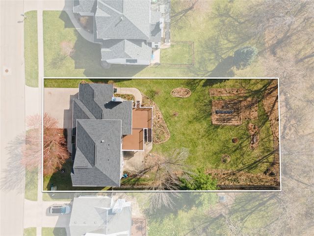 4105 Majestic Court NE, Cedar Rapids, IA 52411