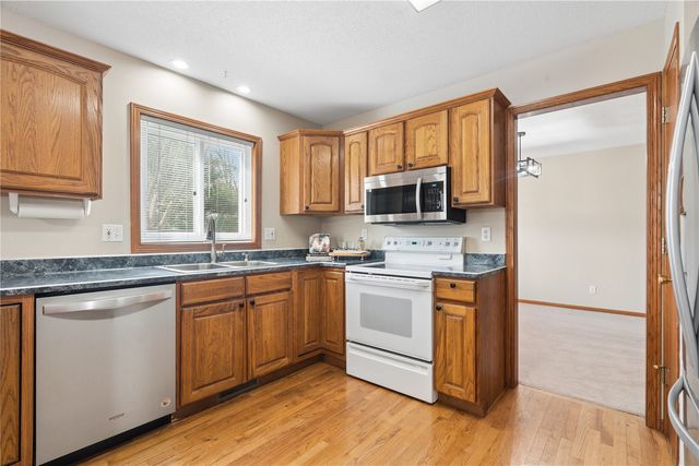 4105 Majestic Court NE, Cedar Rapids, IA 52411