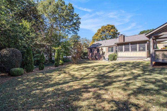 335 Stonebridge Trail, Roswell, GA 30075