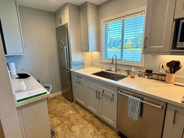 1576 Marina Court H, San Mateo, CA 94403