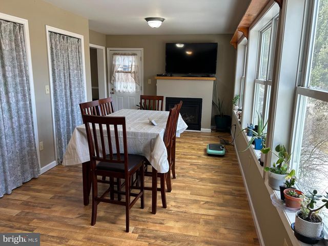 728 MOUNTAIN RD, Boyertown, PA 19512