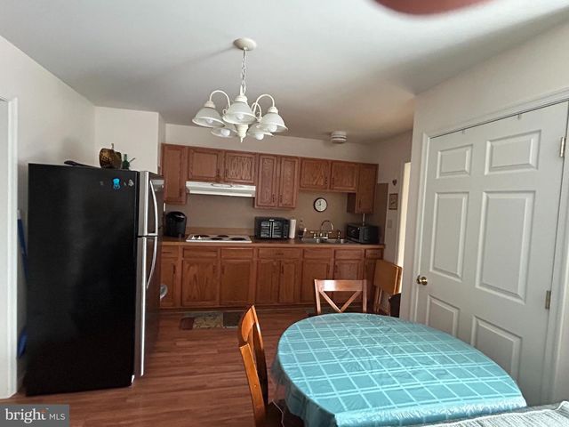 728 MOUNTAIN RD, Boyertown, PA 19512