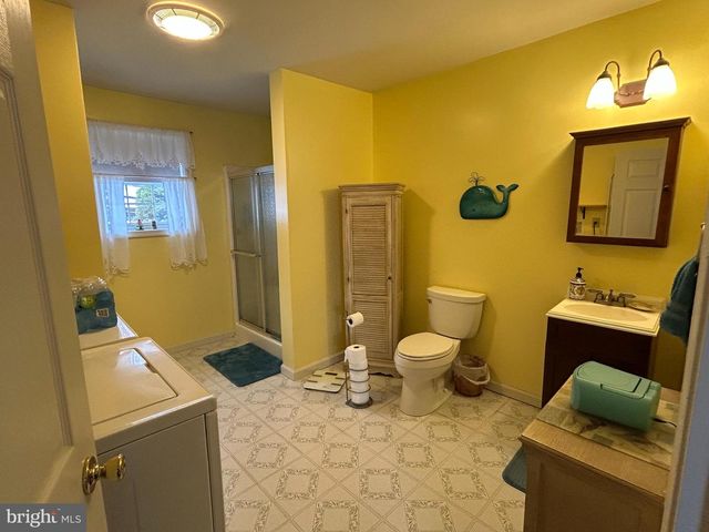 728 MOUNTAIN RD, Boyertown, PA 19512