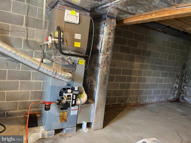 728 MOUNTAIN RD, Boyertown, PA 19512