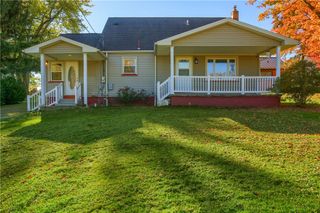 54 Davidson Ln, Bessemer, PA 16112
