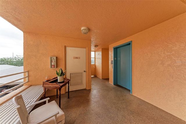 4550 PINEBROOK CIRCLE 304, Bradenton, FL 34209