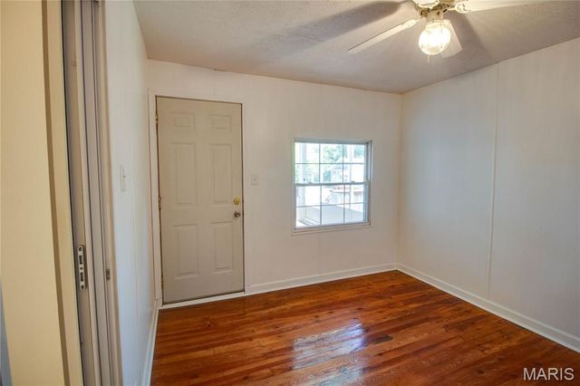 3407 Milton Drive, Alton, IL 62002