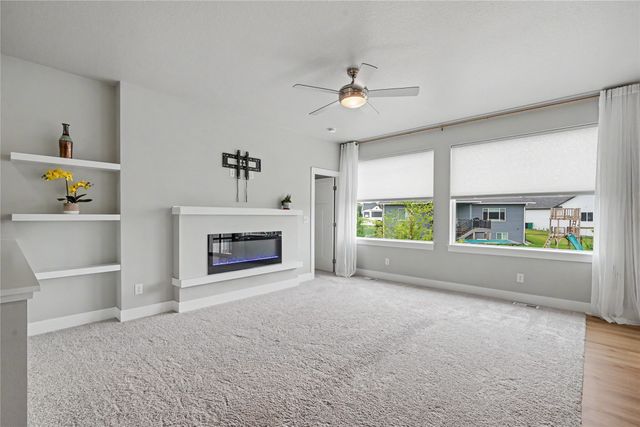 15332 Deerview Drive, Urbandale, IA 50323