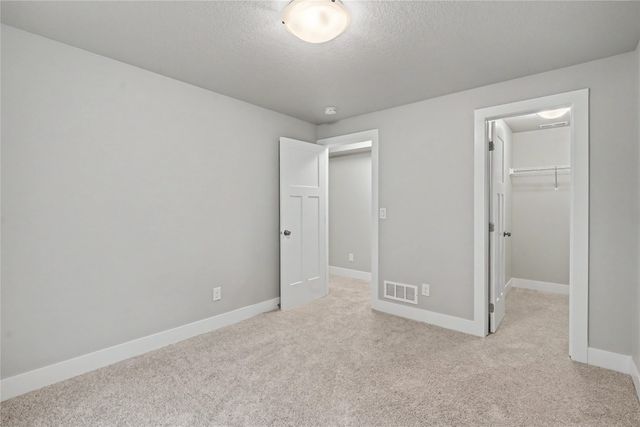 15332 Deerview Drive, Urbandale, IA 50323
