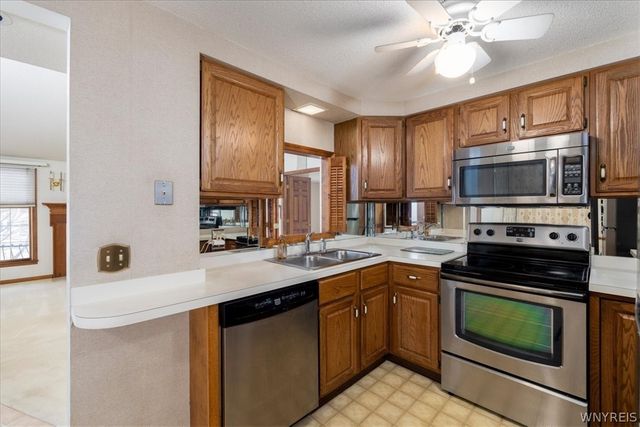 610 Youngs Road H, Amherst, NY 14221