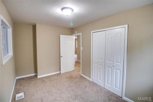 225 Bonds Avenue, East Alton, IL 62024