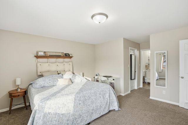 3001 Emerald Drive, Hobart, IN 46342