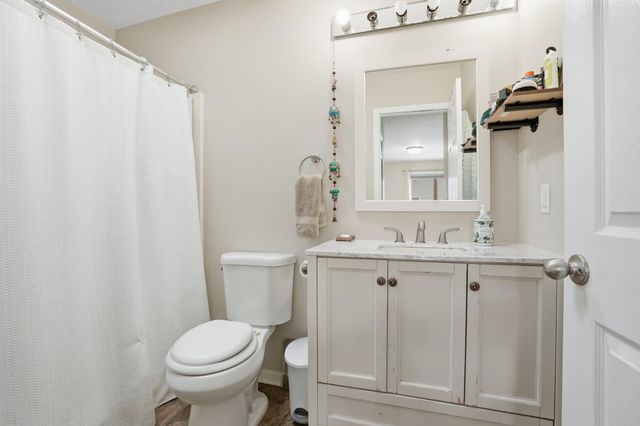 3001 Emerald Drive, Hobart, IN 46342