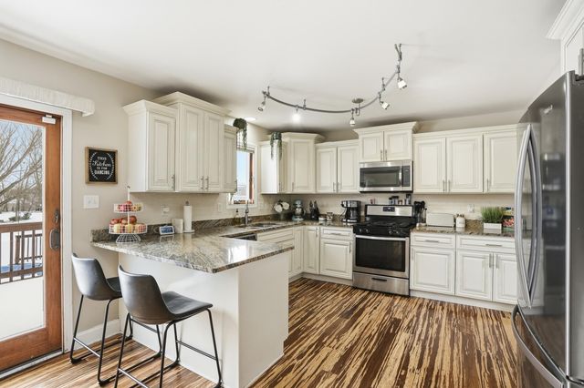 3001 Emerald Drive, Hobart, IN 46342