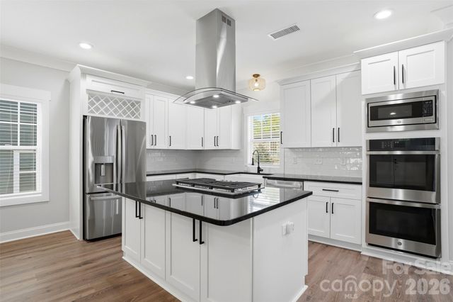 302 Lima Avenue, Charlotte, NC 28208