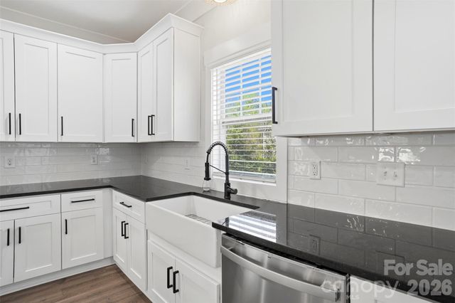 302 Lima Avenue, Charlotte, NC 28208