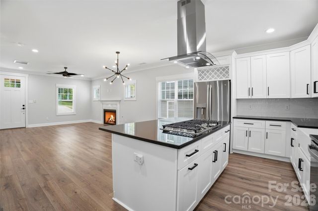 302 Lima Avenue, Charlotte, NC 28208