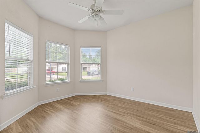 22825 Lafourche Ln, Denham Springs, LA 70726