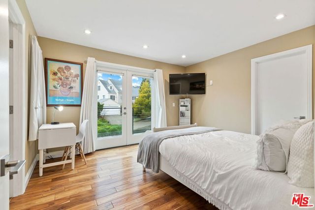 436 Levering Avenue, Los Angeles, CA 90024