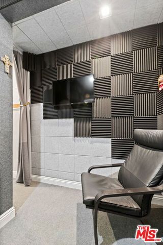 436 Levering Avenue, Los Angeles, CA 90024