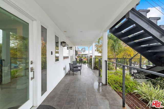 436 Levering Avenue, Los Angeles, CA 90024