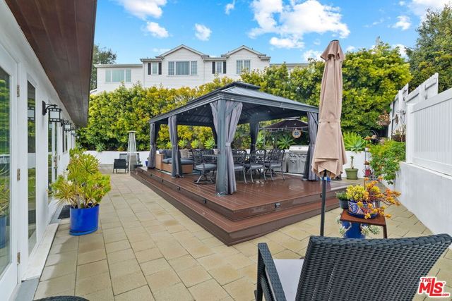 436 Levering Avenue, Los Angeles, CA 90024