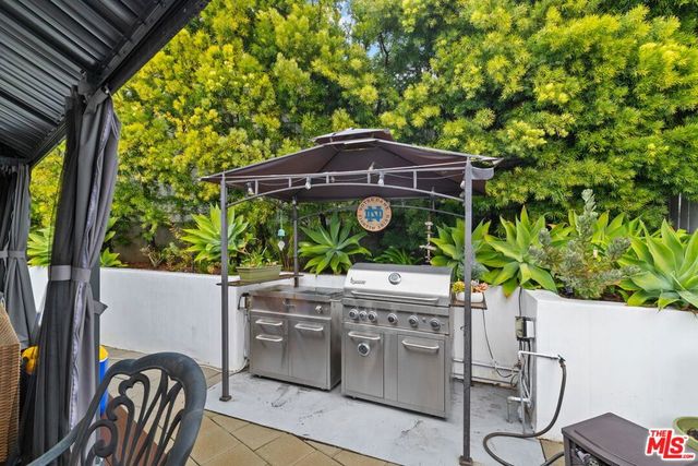 436 Levering Avenue, Los Angeles, CA 90024