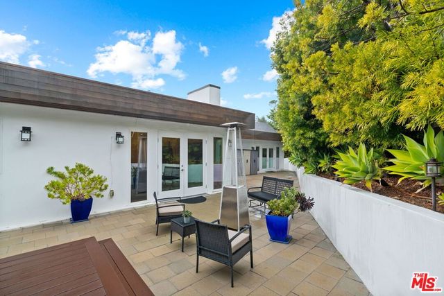 436 Levering Avenue, Los Angeles, CA 90024