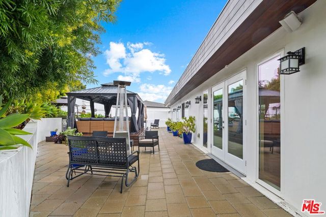 436 Levering Avenue, Los Angeles, CA 90024