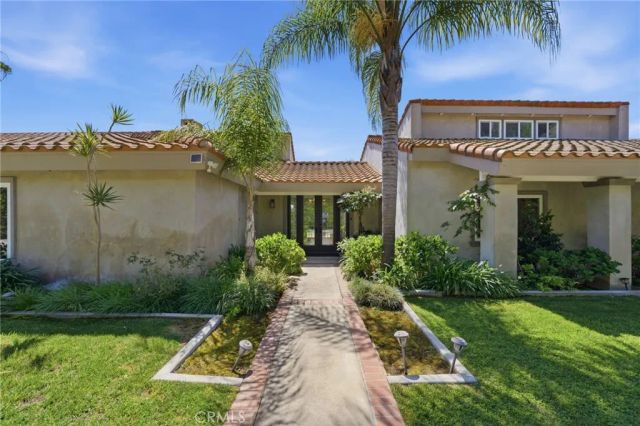 940 N Silent Ranch Drive, Glendora, CA 91741