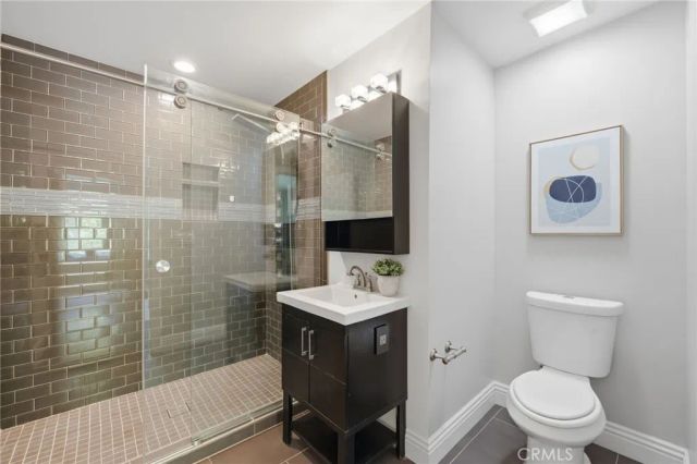 940 N Silent Ranch Drive, Glendora, CA 91741