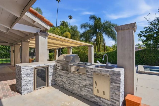 940 N Silent Ranch Drive, Glendora, CA 91741