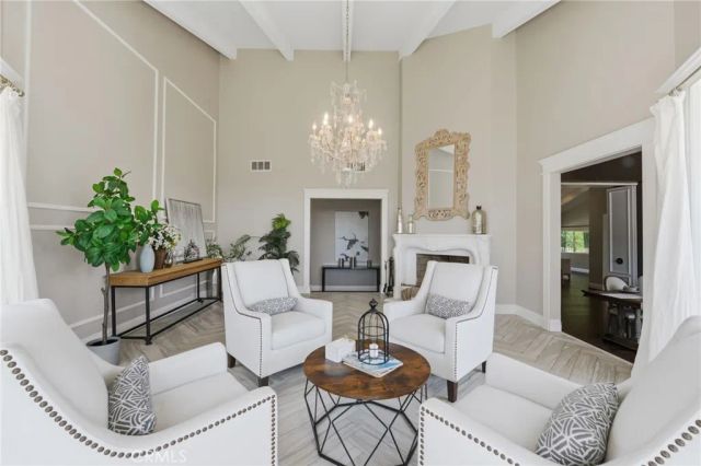 940 N Silent Ranch Drive, Glendora, CA 91741