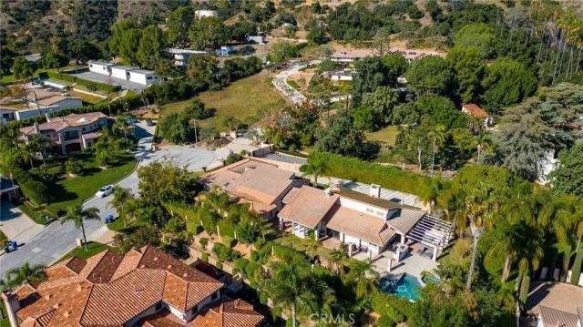 940 N Silent Ranch Drive, Glendora, CA 91741
