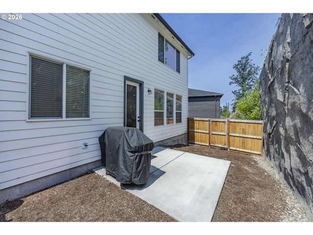 2619 ROCKROSE Ln, Eugene, OR 97403