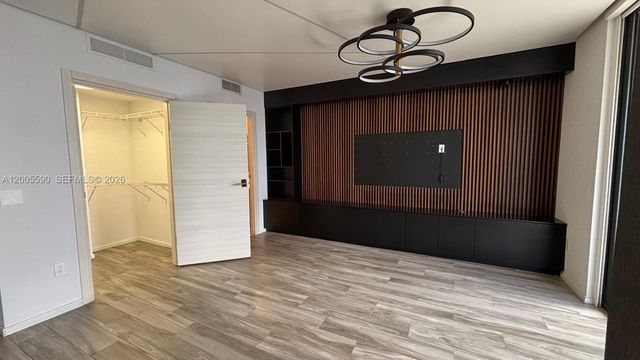 801 S Miami Ave 3510, Miami, FL 33130