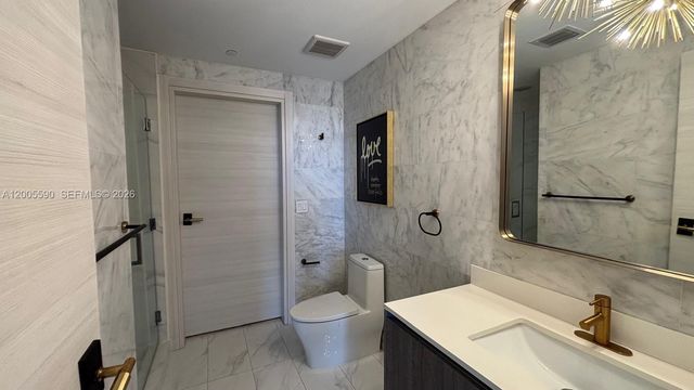 801 S Miami Ave 3510, Miami, FL 33130