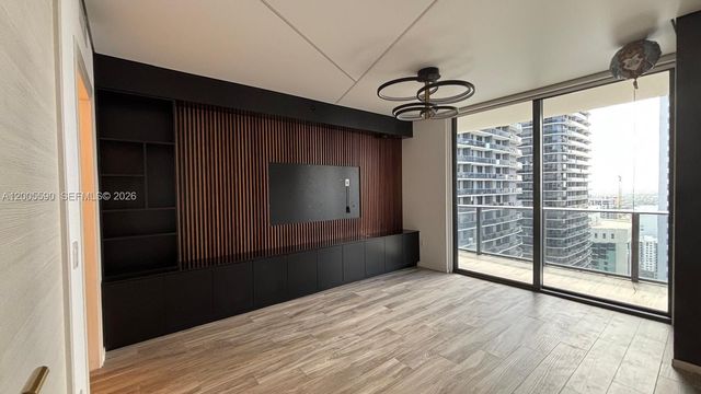 801 S Miami Ave 3510, Miami, FL 33130