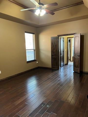 19504 Fieldshire Drive, Edmond, OK 73012